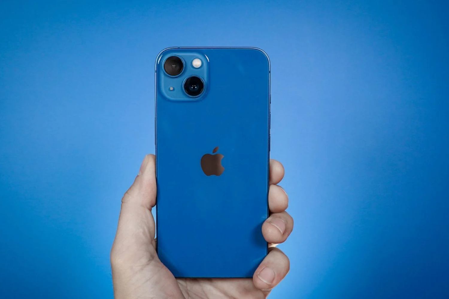 iPhone 13: لن تصدق عينيك ، ينهار سعره عند 320 يورو!